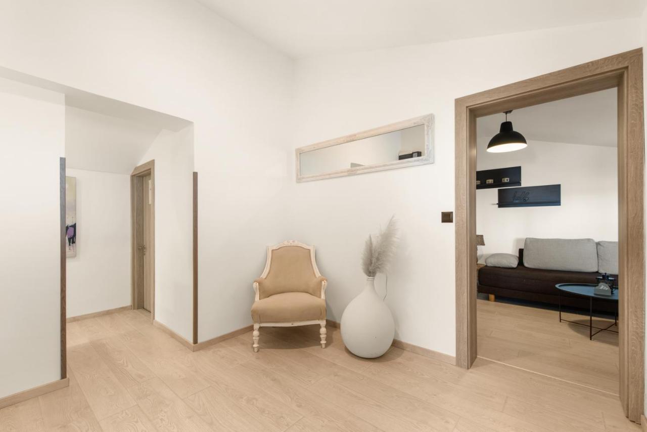 Apartament Dobrec